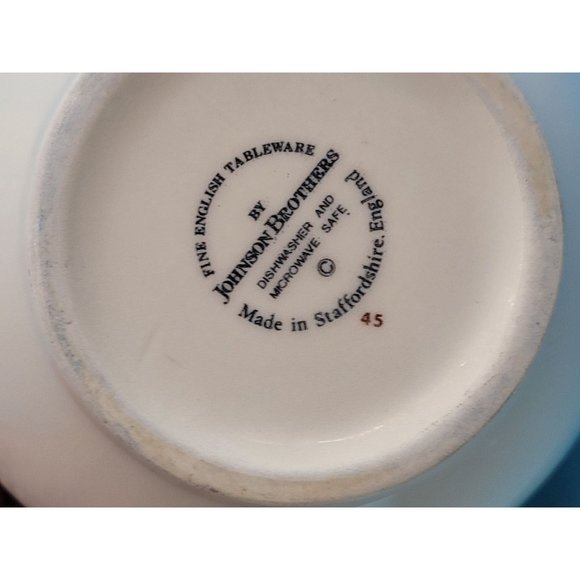 Johnson Bros Tulip Creamer/Pitcher - Picture 6 of 6